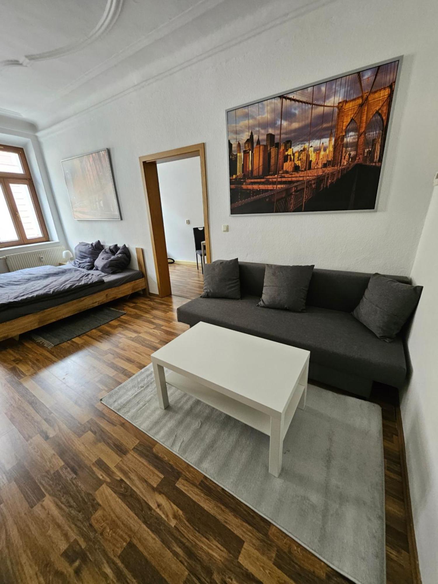 Ferienwohnung Apartment In Zittauer Stadtzentrum Innenstadt Innenring Top Lage - Wohnen Auf Zeit In Zittau - 1 Raum Wohnung Buitenkant foto