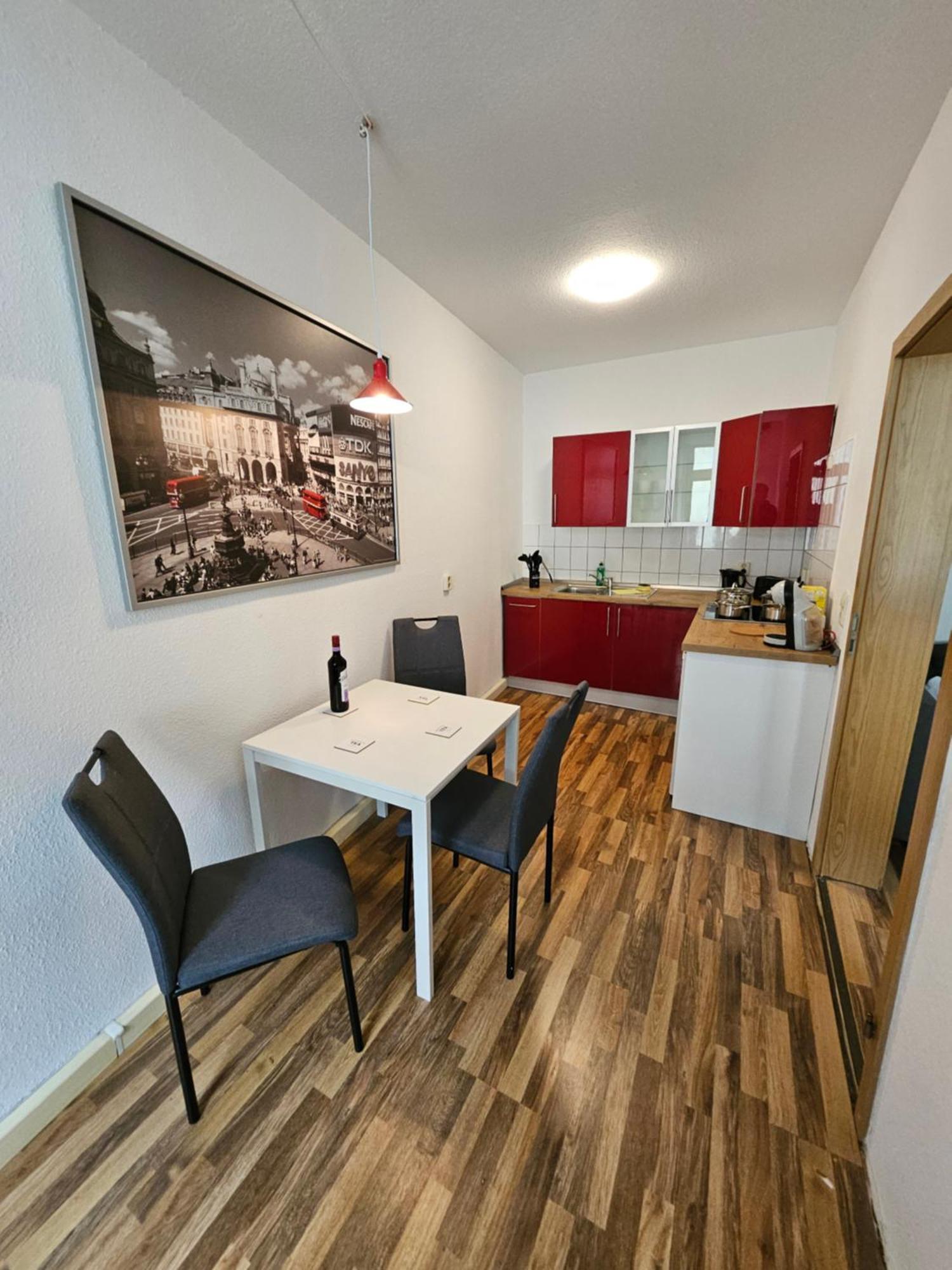 Ferienwohnung Apartment In Zittauer Stadtzentrum Innenstadt Innenring Top Lage - Wohnen Auf Zeit In Zittau - 1 Raum Wohnung Buitenkant foto