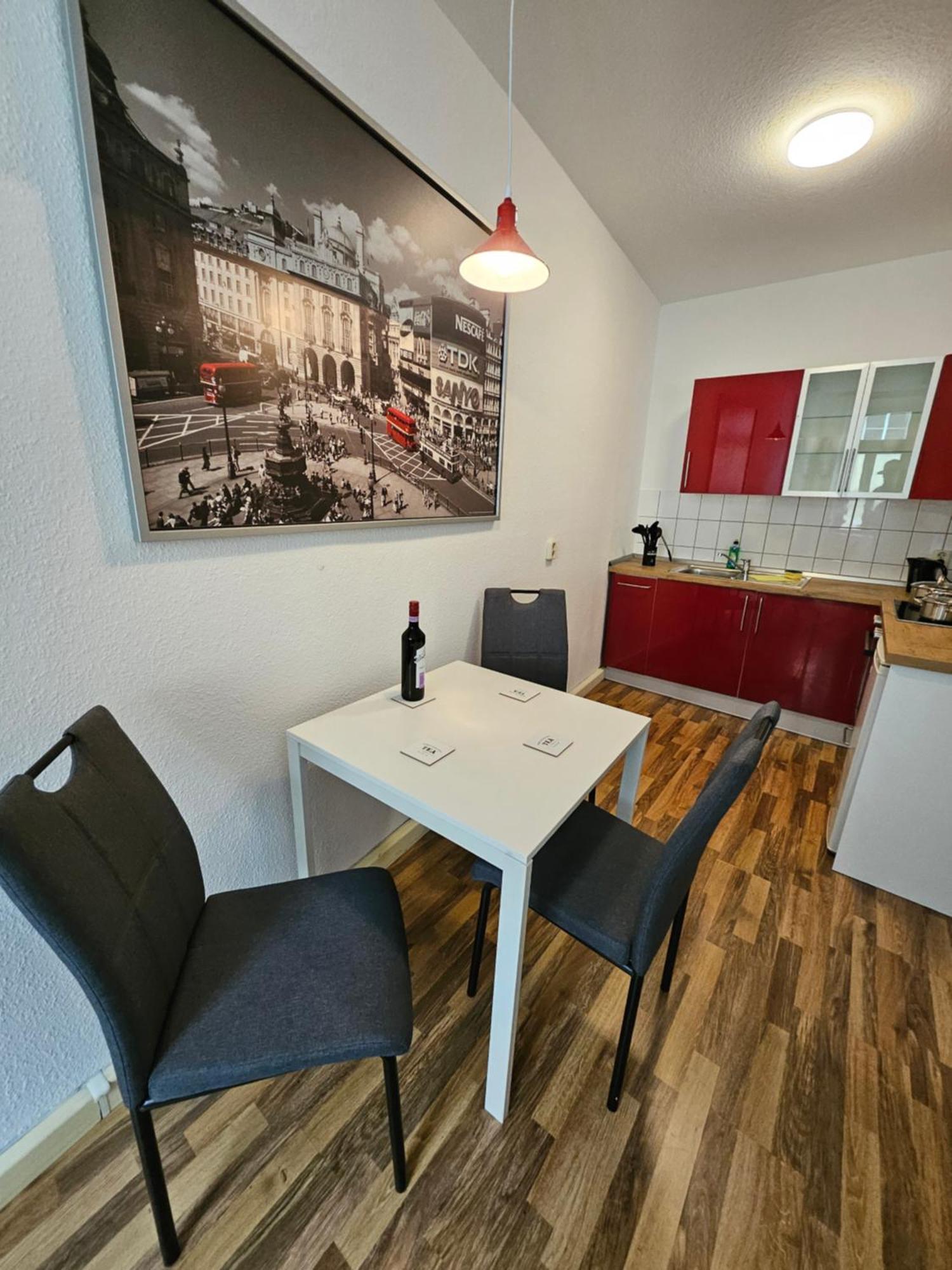 Ferienwohnung Apartment In Zittauer Stadtzentrum Innenstadt Innenring Top Lage - Wohnen Auf Zeit In Zittau - 1 Raum Wohnung Buitenkant foto